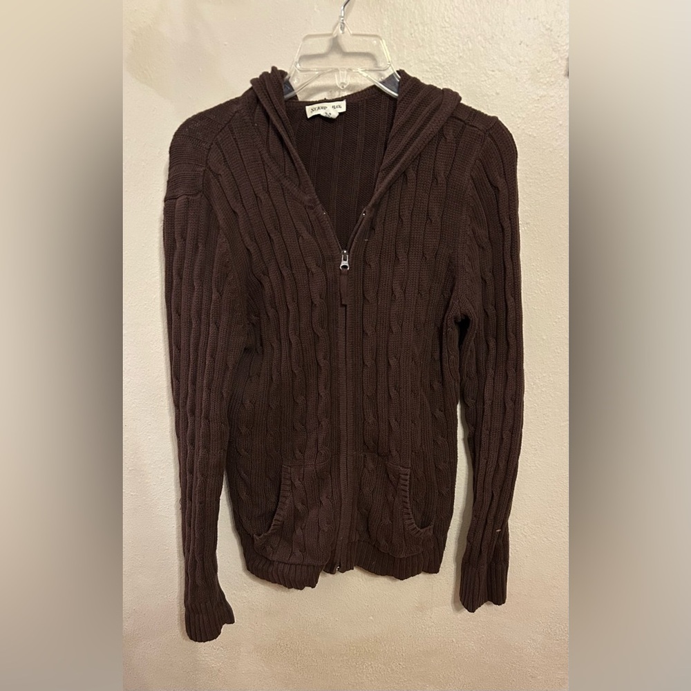 Brown long sleeve sweater hoodie